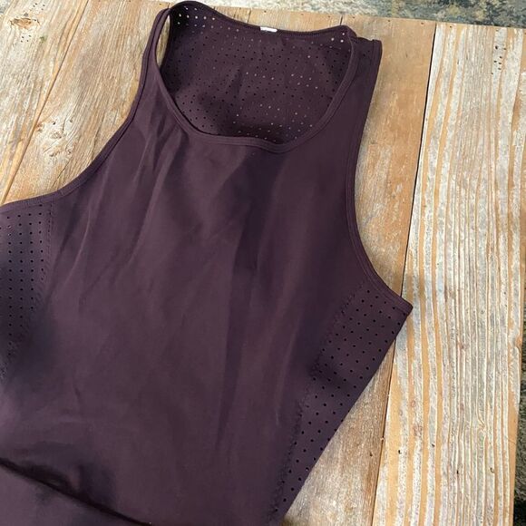 Lululemon Away Dress Black Cherry GUC Hard to Find - Picture 3 of 10